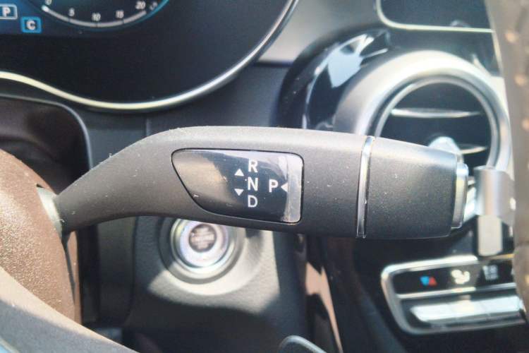 Used Mercedes-Benz GLC 2021 GLC 260 L 4MATIC Dynamic Edition Gear Lever