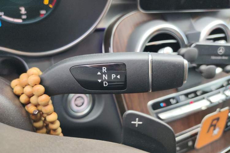 Used Mercedes-Benz GLC 2021 GLC 300 L 4MATIC Dynamic Model Gear Lever