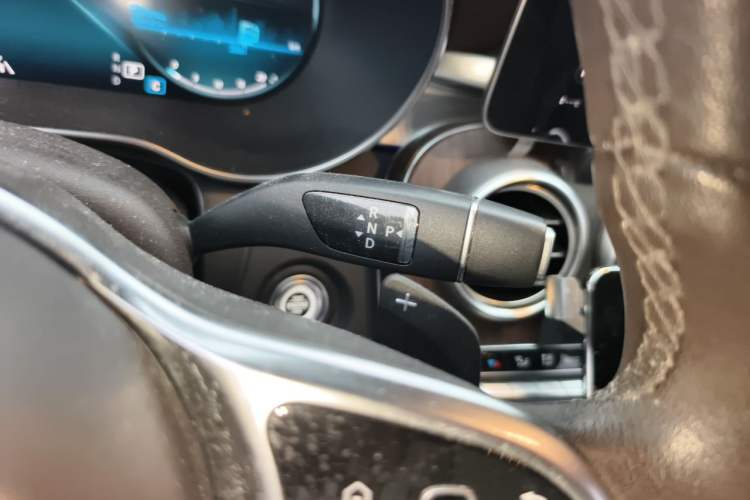 Used Mercedes-Benz GLC 2021 GLC 300 L 4MATIC Dynamic Model Gear Lever