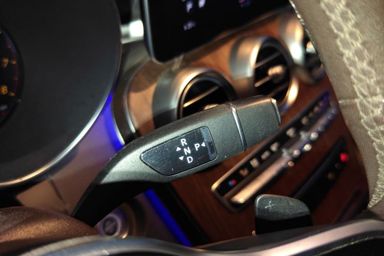 Used Mercedes-Benz GLC 2021 GLC 300 L 4MATIC Dynamic Model Gear Lever