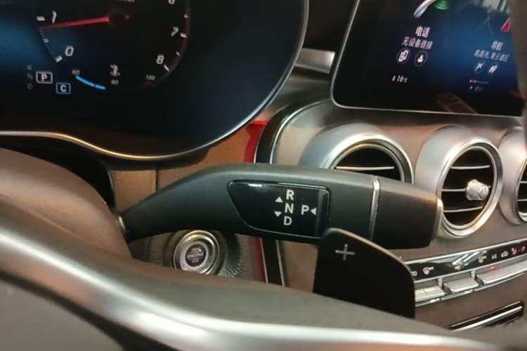 Used Mercedes-Benz GLC 2021 GLC 260 L 4MATIC Luxury Model Gear Lever