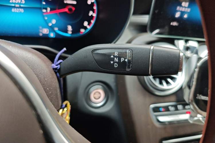 Used Mercedes-Benz GLC 2021 GLC 260 L 4MATIC Dynamic Edition Gear Lever