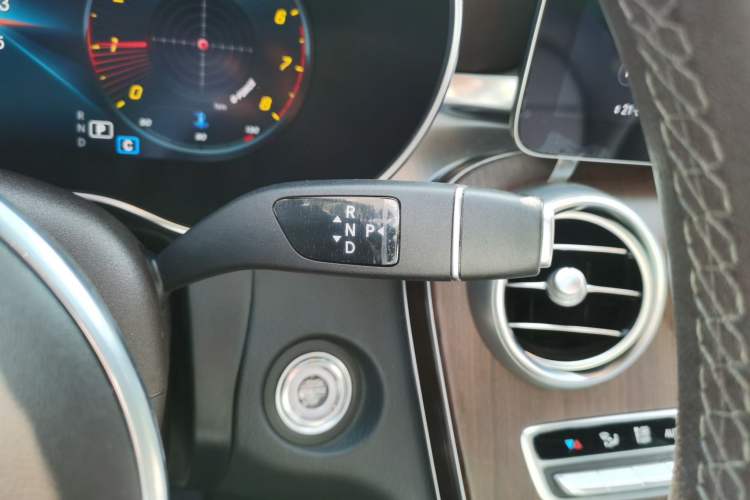Used Mercedes-Benz GLC 2021 GLC 300 L 4MATIC Dynamic Model Gear Lever