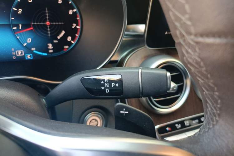 Used Mercedes-Benz GLC 2021 GLC 300 L 4MATIC Dynamic Model Gear Lever