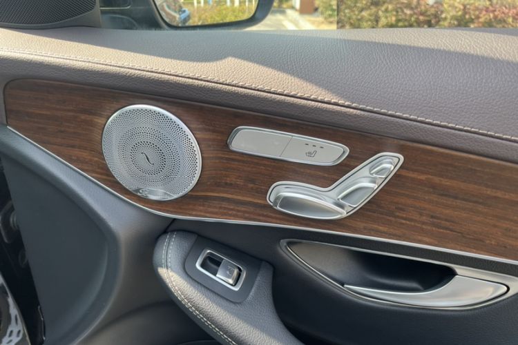 Used Mercedes-Benz GLC 2021 GLC 300 L 4MATIC Dynamic Model Headliner