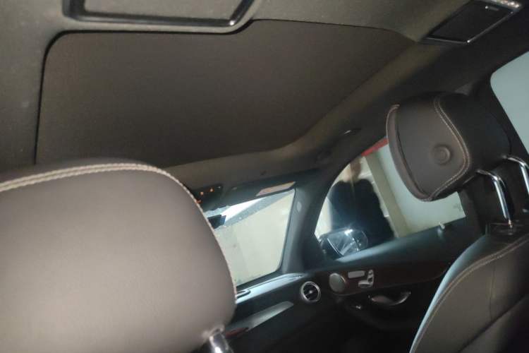 Used Mercedes-Benz GLC 2021 GLC 300 L 4MATIC Dynamic Model Headliner