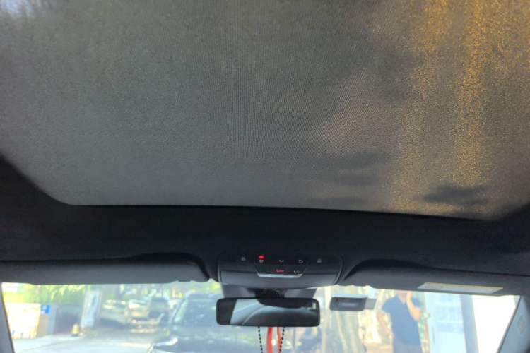 Used Mercedes-Benz GLC 2021 GLC 300 L 4MATIC Dynamic Model Headliner