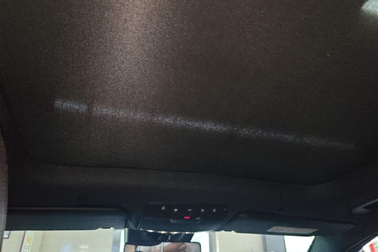 Used Mercedes-Benz GLC 2021 GLC 300 L 4MATIC Dynamic Model Headliner