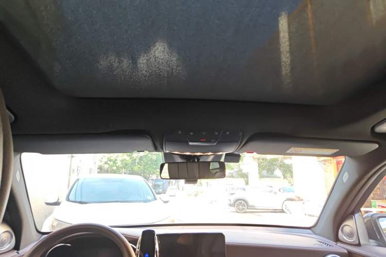 Used Mercedes-Benz GLC 2021 GLC 300 L 4MATIC Dynamic Model Headliner