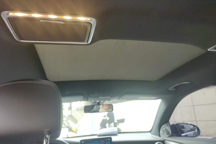 Used Mercedes-Benz GLC 2021 GLC 260 L 4MATIC Dynamic Edition Headliner