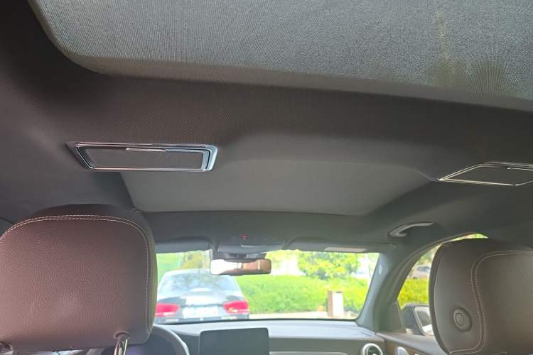 Used Mercedes-Benz GLC 2021 GLC 300 L 4MATIC Dynamic Model Headliner