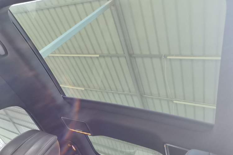 Used Mercedes-Benz GLC 2021 GLC 300 L 4MATIC Dynamic Model Headliner