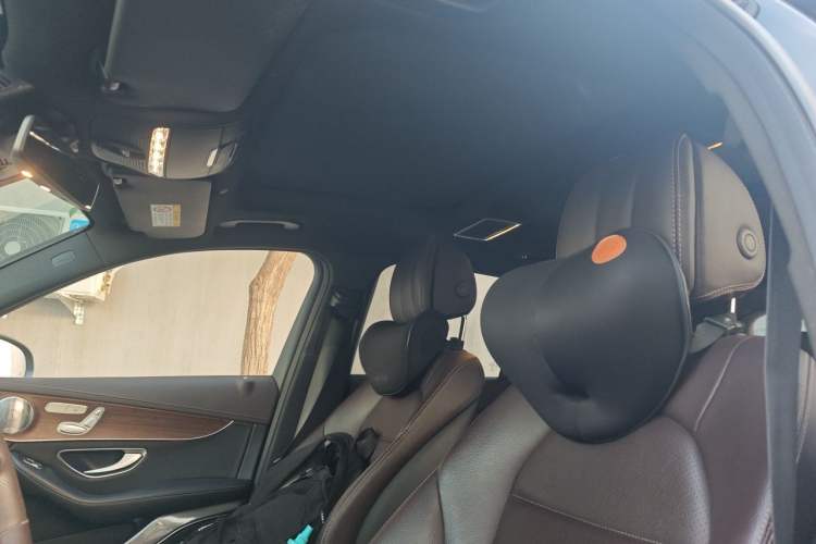 Used Mercedes-Benz GLC 2021 GLC 300 L 4MATIC Dynamic Model Headliner