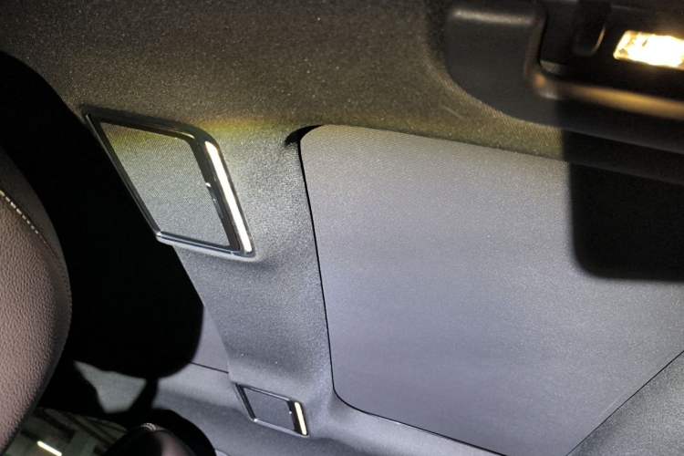Used Mercedes-Benz GLC 2021 GLC 300 L 4MATIC Dynamic Model Headliner