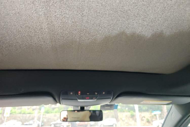 Used Mercedes-Benz GLC 2021 GLC 260 L 4MATIC Dynamic Edition Headliner