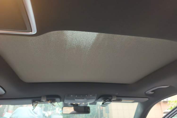Used Mercedes-Benz GLC 2021 GLC 300 L 4MATIC Dynamic Model Headliner