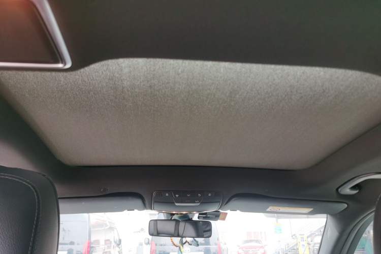Used Mercedes-Benz GLC 2021 GLC 260 L 4MATIC Dynamic Edition Headliner
