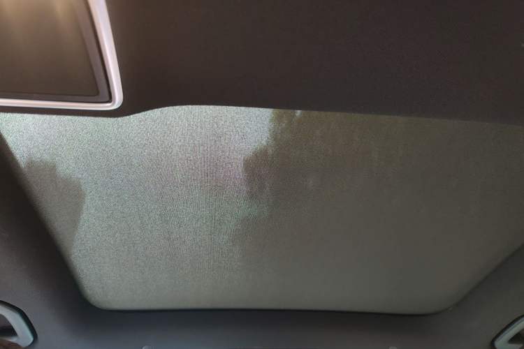 Used Mercedes-Benz GLC 2021 GLC 300 L 4MATIC Dynamic Model Headliner