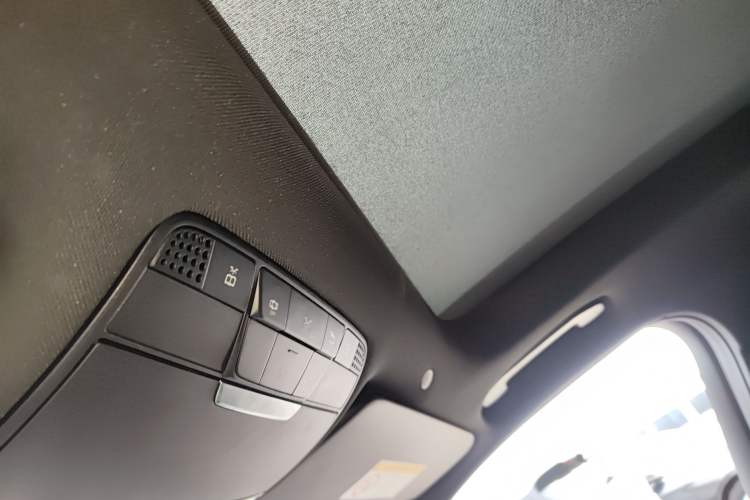 Used Mercedes-Benz GLC 2021 GLC 260 L 4MATIC Dynamic Edition Headliner