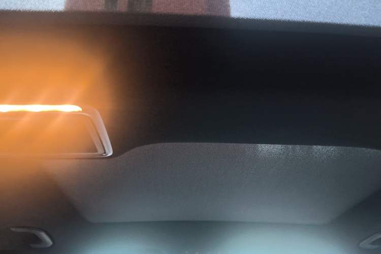 Used Mercedes-Benz GLC 2021 GLC 300 L 4MATIC Dynamic Model Headliner