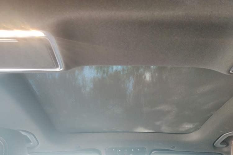 Used Mercedes-Benz GLC 2021 GLC 300 L 4MATIC Dynamic Model Headliner
