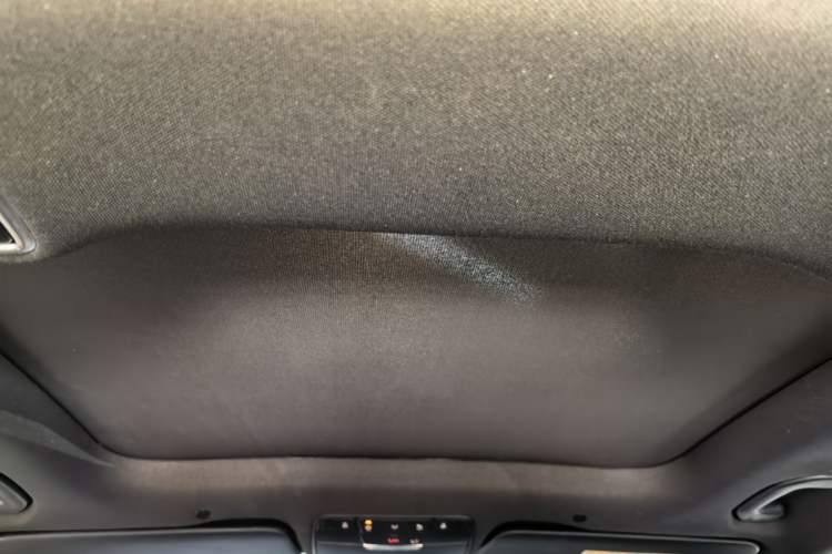 Used Mercedes-Benz GLC 2021 GLC 260 L 4MATIC Dynamic Edition Headliner