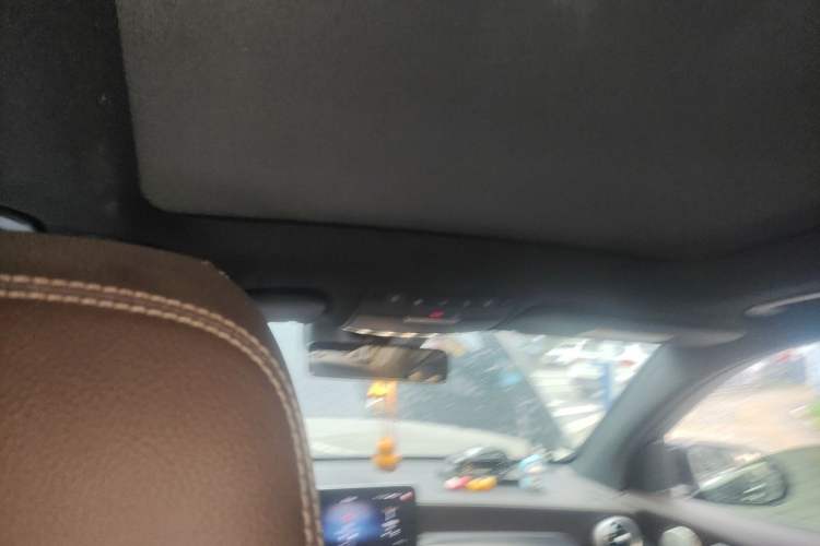 Used Mercedes-Benz GLC 2021 GLC 300 L 4MATIC Dynamic Model Headliner