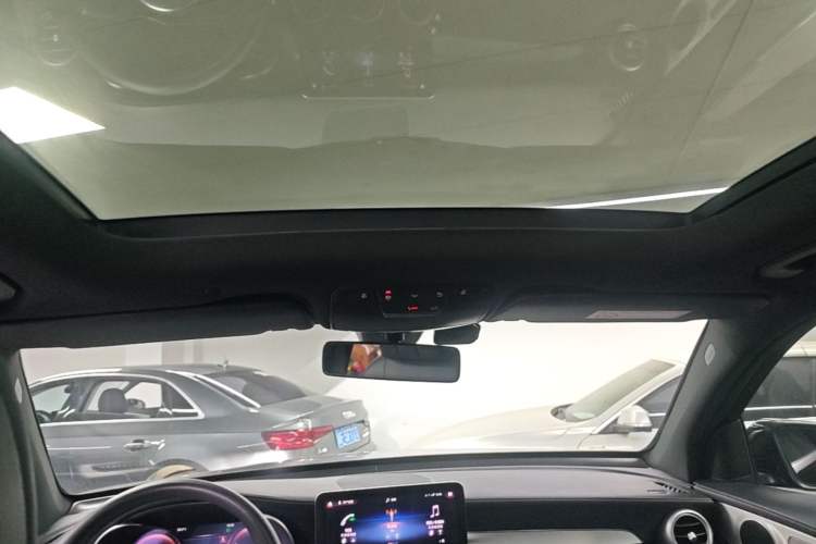 Used Mercedes-Benz GLC 2021 GLC 260 L 4MATIC Dynamic Edition Headliner