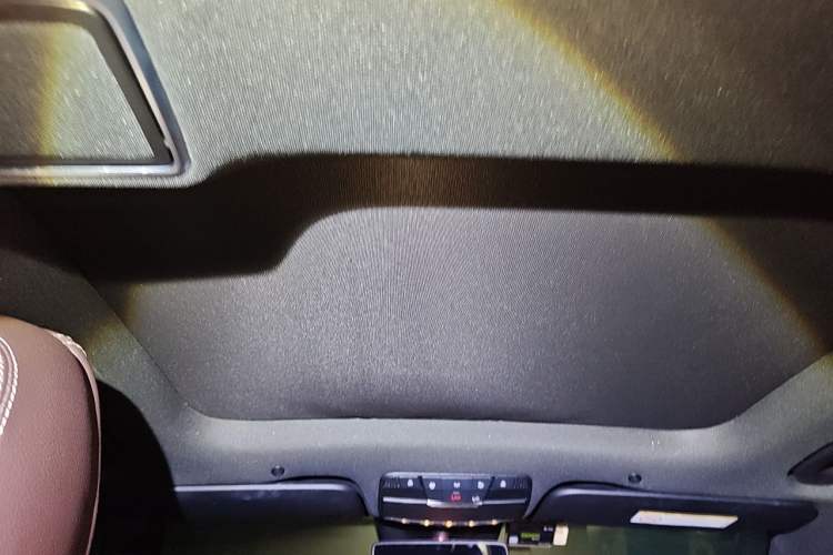 Used Mercedes-Benz GLC 2021 GLC 300 L 4MATIC Dynamic Model Headliner