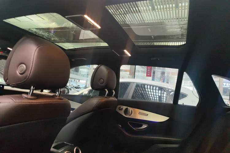 Used Mercedes-Benz GLC 2021 GLC 260 L 4MATIC Dynamic Edition Headliner
