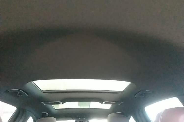 Used Mercedes-Benz GLC 2021 GLC 300 L 4MATIC Dynamic Model Headliner