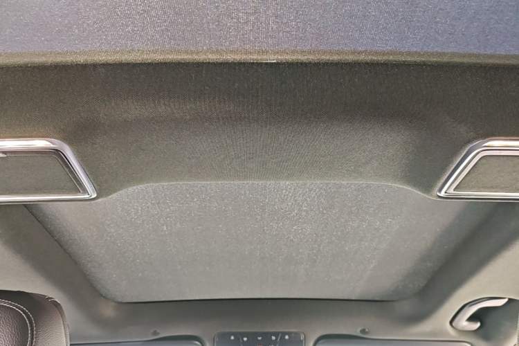 Used Mercedes-Benz GLC 2021 GLC 300 L 4MATIC Dynamic Model Headliner