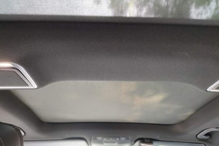 Used Mercedes-Benz GLC 2021 GLC 300 L 4MATIC Dynamic Model Headliner