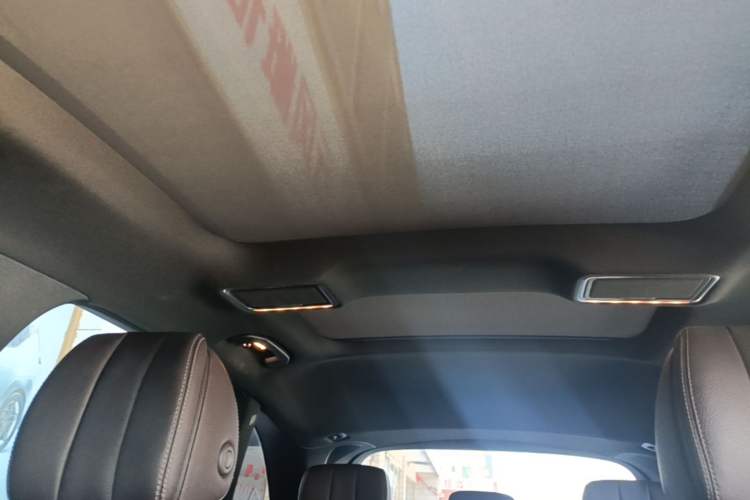 Used Mercedes-Benz GLC 2021 GLC 300 L 4MATIC Dynamic Model Headliner