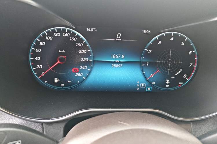 Used Mercedes-Benz GLC 2021 GLC 260 L 4MATIC Luxury Model Instrument Cluster