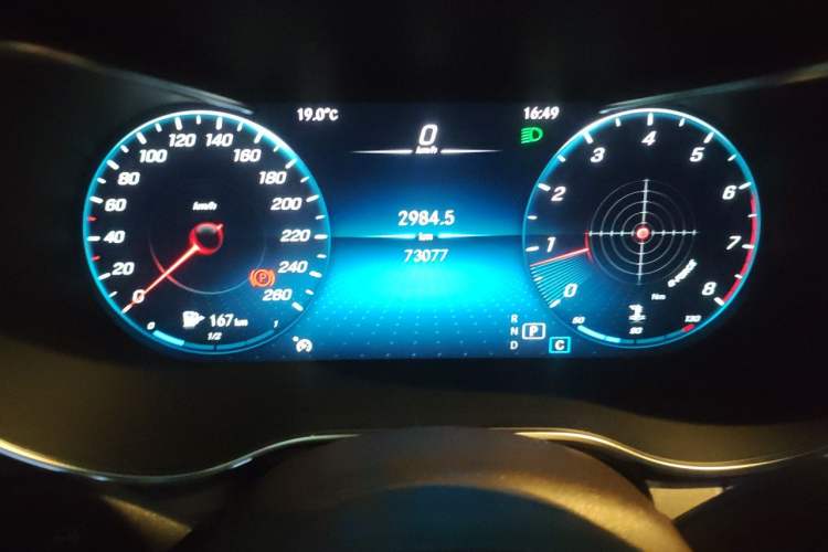 Used Mercedes-Benz GLC 2021 GLC 260 L 4MATIC Luxury Model Instrument Cluster
