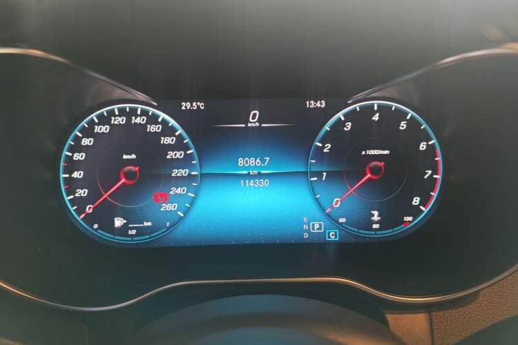 Used Mercedes-Benz GLC 2021 GLC 300 L 4MATIC Dynamic Model Instrument Cluster