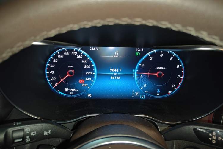 Used Mercedes-Benz GLC 2021 GLC 260 L 4MATIC Luxury Model Instrument Cluster