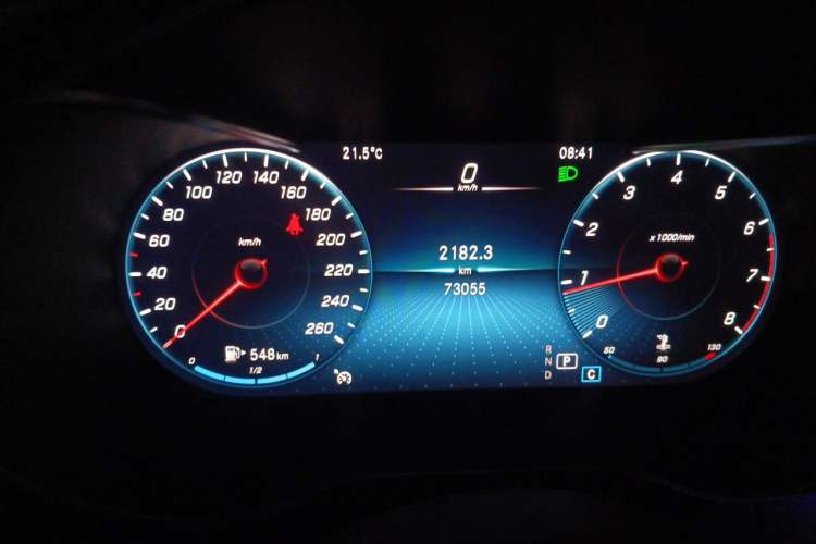 Used Mercedes-Benz GLC 2021 GLC 260 L 4MATIC Luxury Model Instrument Cluster