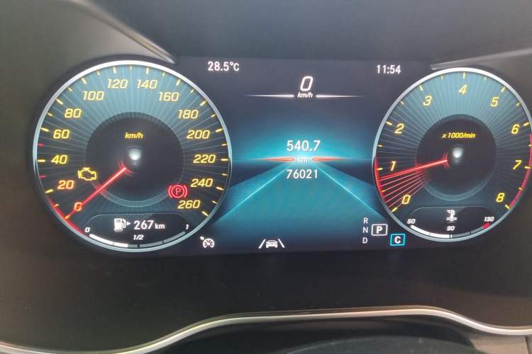 Used Mercedes-Benz GLC 2021 GLC 300 L 4MATIC Luxury Model Instrument Cluster