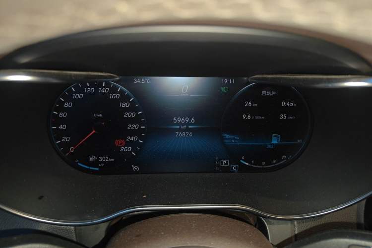 Used Mercedes-Benz GLC 2021 GLC 260 L 4MATIC Dynamic Edition Instrument Cluster