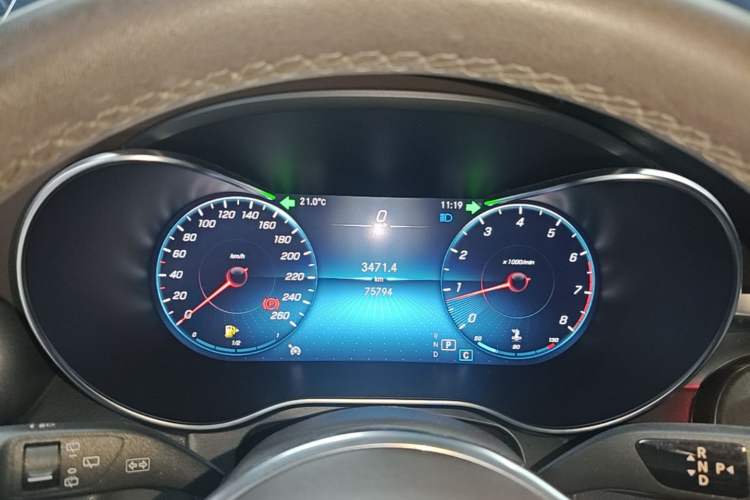 Used Mercedes-Benz GLC 2021 GLC 260 L 4MATIC Luxury Model Instrument Cluster