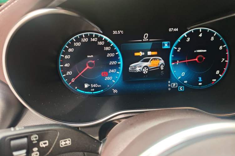 Used Mercedes-Benz GLC 2021 GLC 260 L 4MATIC Luxury Model Instrument Cluster