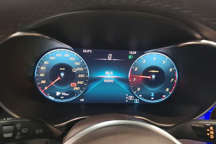 Used Mercedes-Benz GLC 2021 GLC 260 L 4MATIC Luxury Model Instrument Cluster