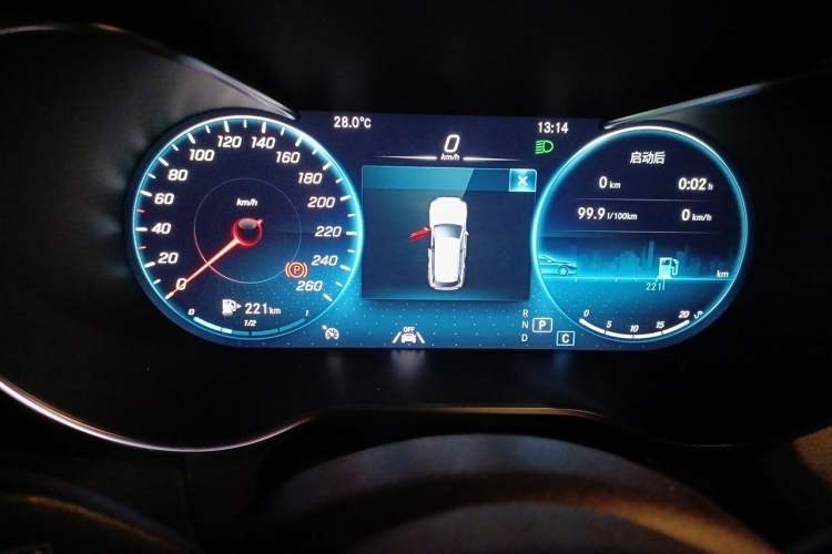 Used Mercedes-Benz GLC 2021 GLC 300 L 4MATIC Dynamic Model Instrument Cluster
