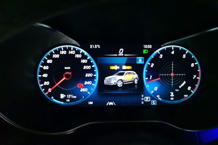 Used Mercedes-Benz GLC 2021 GLC 300 L 4MATIC Dynamic Model Instrument Cluster