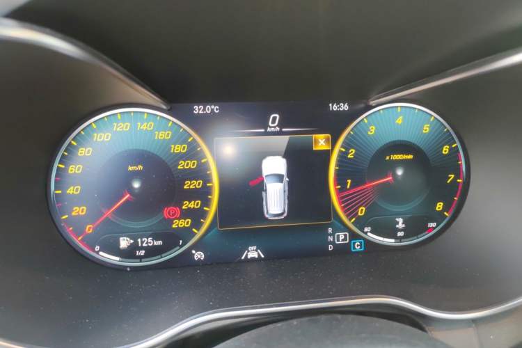 Used Mercedes-Benz GLC 2021 GLC 300 L 4MATIC Dynamic Model Instrument Cluster