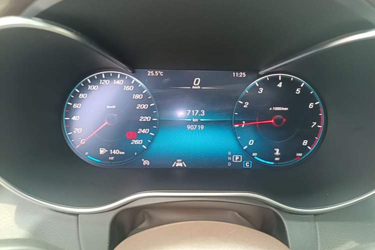 Used Mercedes-Benz GLC 2021 GLC 300 L 4MATIC Dynamic Model Instrument Cluster