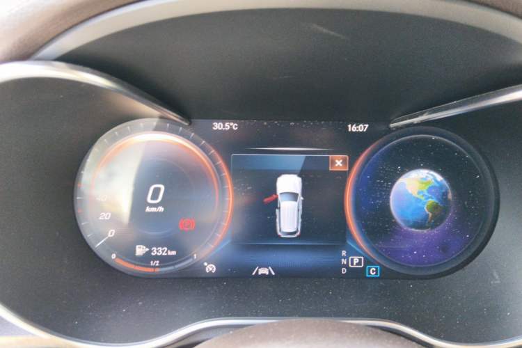 Used Mercedes-Benz GLC 2021 GLC 300 L 4MATIC Dynamic Model Instrument Cluster