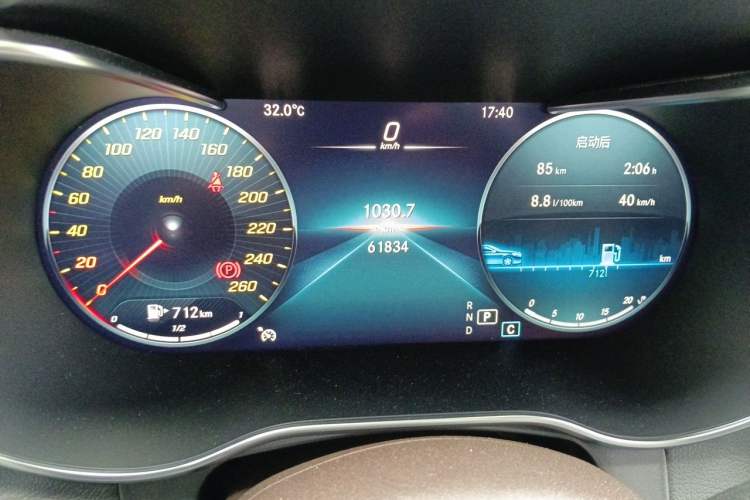 Used Mercedes-Benz GLC 2021 GLC 260 L 4MATIC Luxury Model Instrument Cluster